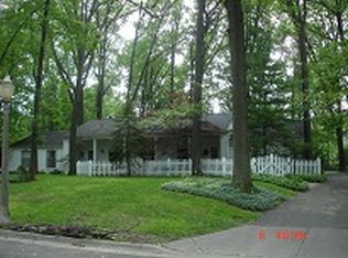 1515 Old Mill Rd, East Lansing, MI 48823