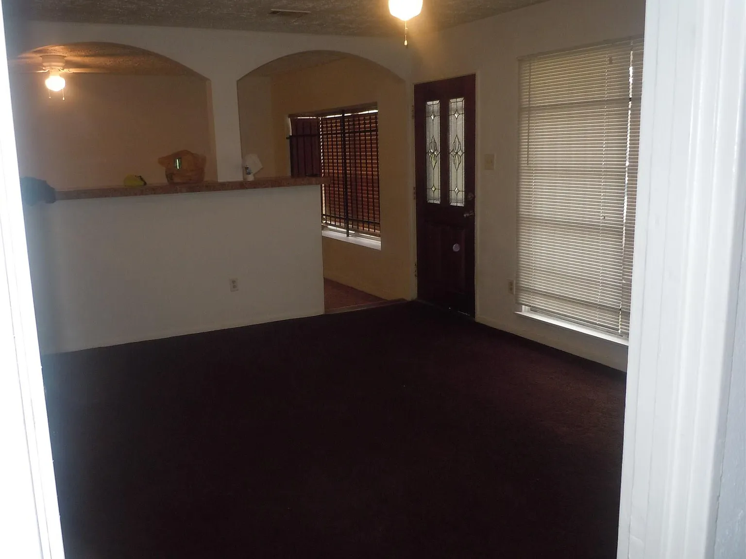 3 bed, 1.0 bath, 1220 sqft, $1,500 — Photo 3