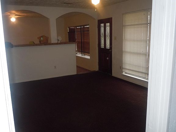 3rd image of 5422 Thrush Dr