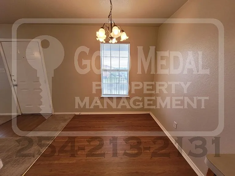 3308 Cantabrian Dr — Photo 7