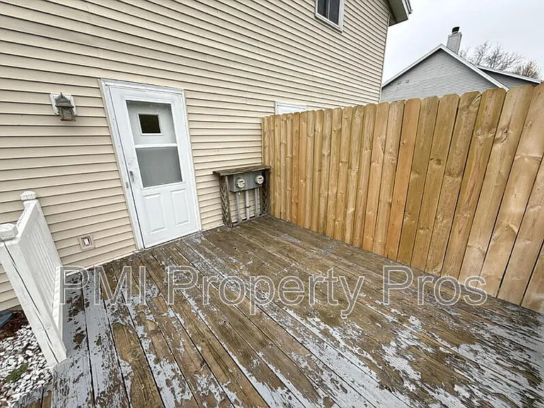 8150 S 88th St — Photo 37