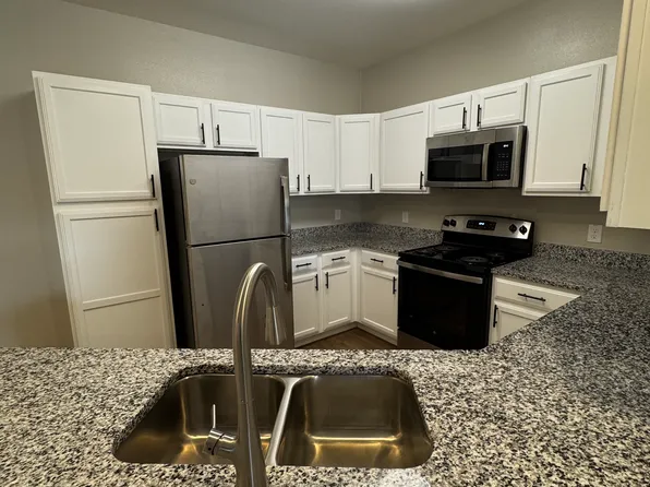 472 Houston Ridge Dr, Haslet, TX