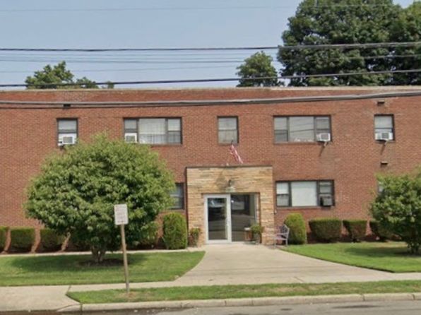 685 Conklin St APT 5A