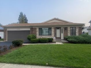 1089 Foxworth Blvd, Lombard, IL