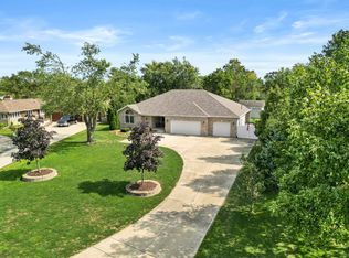 19735 W Tanglewood Dr E, Elwood, IL