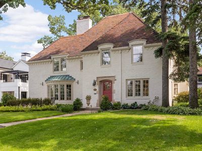 4893 E Lake Harriet Pkwy, Minneapolis, MN, 55419