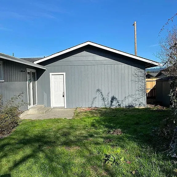 1711 Antoine Ave — Photo 16