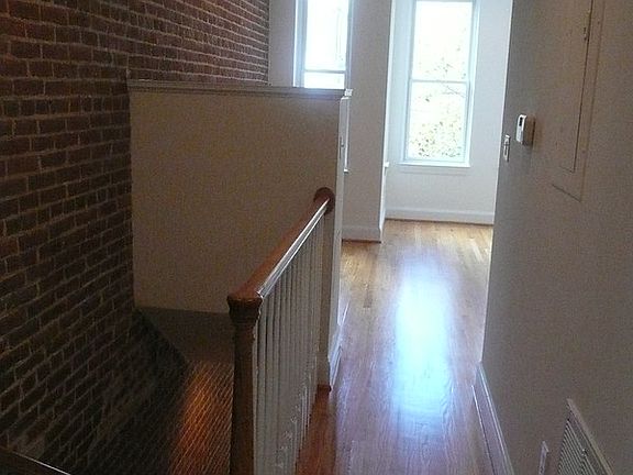 3rd image of 7 4th St NE APT A