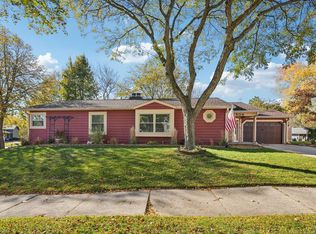 506 Mabel Ct, Waukesha, WI 53188