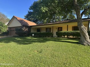 4375 Redwood Cir, Jackson, MS 39212