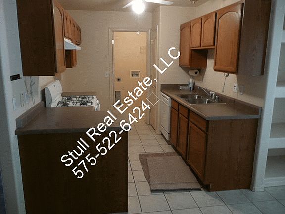 2nd image of 1020 Aguilera Ct
