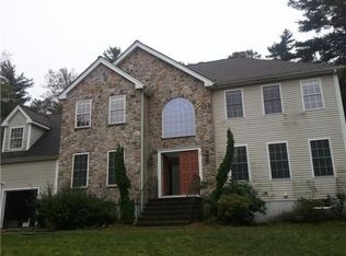 2 Rama Ln, Holbrook, MA 02343