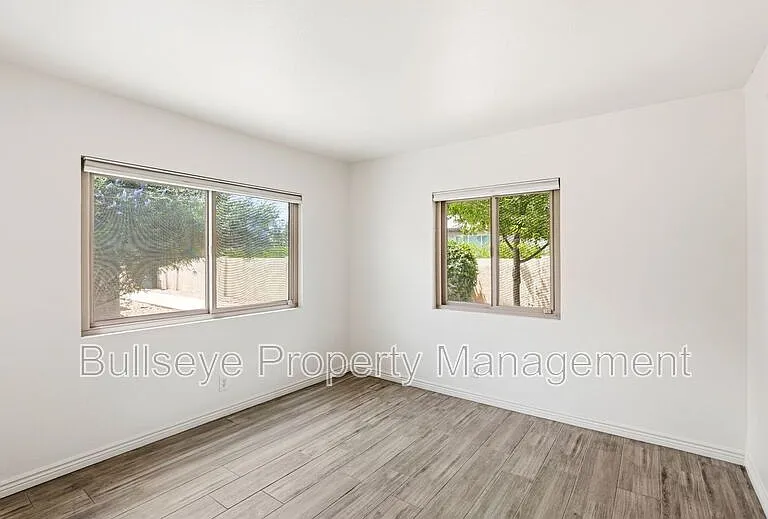 633 W Southern Ave #1114 — Photo 24