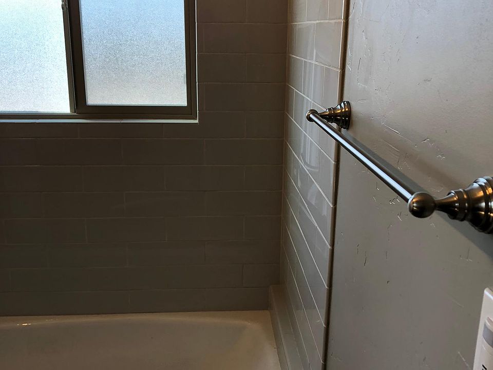 1st image of 145 N Glendora Ave