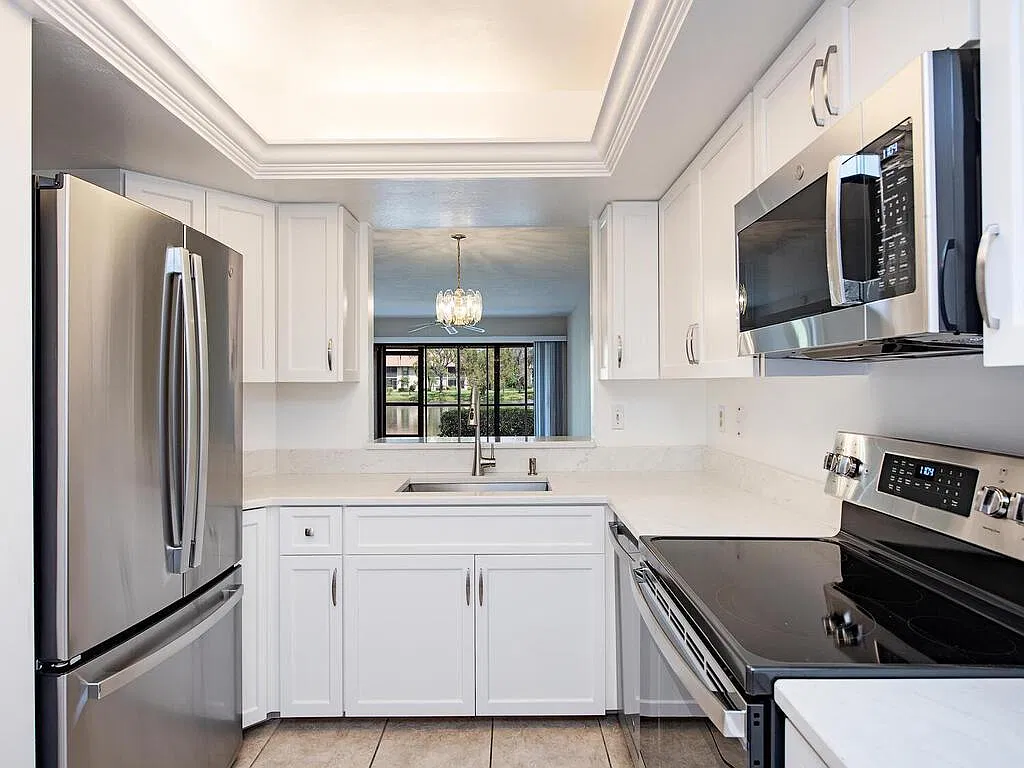 3 bed, 1453 sqft, $2,300 — Photo 4