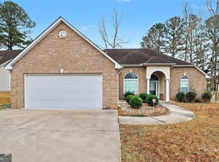 2766 Topaz Rd, Riverdale, GA 30296