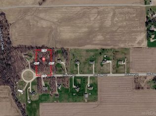 Fox Ridge Ln, Allenton, MI 48002