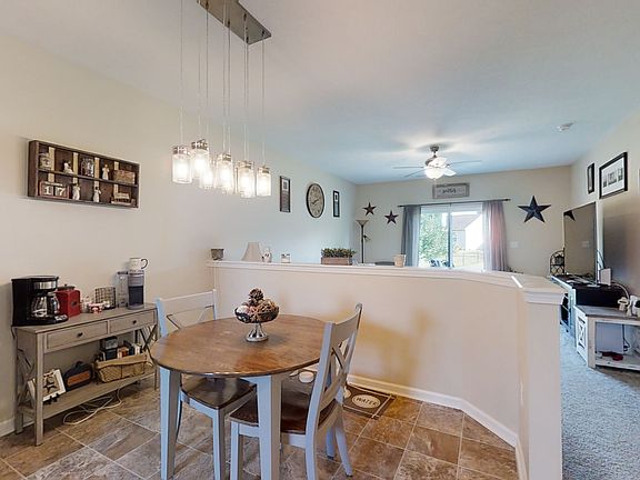 5th image of 1323 McCormicks Cir