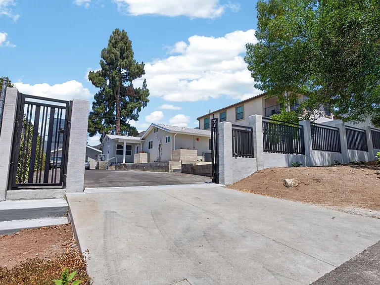 13247 1/2 Raven St — Photo 14