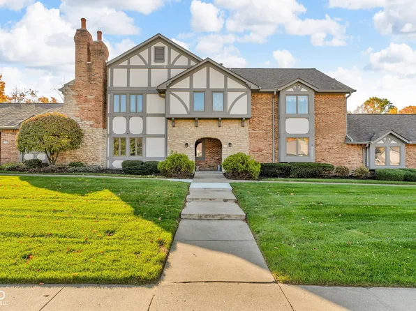 445 Camby Ct, Greenwood, IN 46142