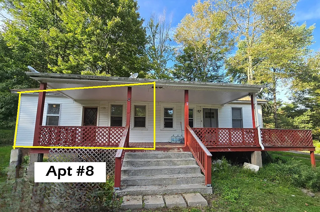 2 bed, $1,400 — Photo 1