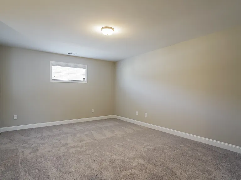 7236 Bellacroft Dr — Photo 11