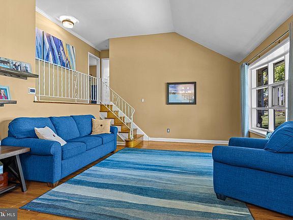 3rd image of 1714 Chalk Ave