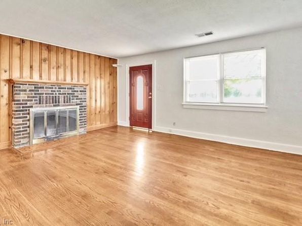 5044 Princess Anne Rd, Virginia Beach, VA 23462