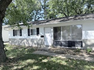 111 Saint Thomas Ln, Cahokia, IL 62206