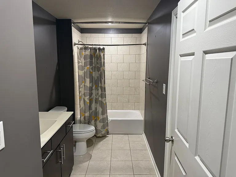 12 Enclave — Photo 23