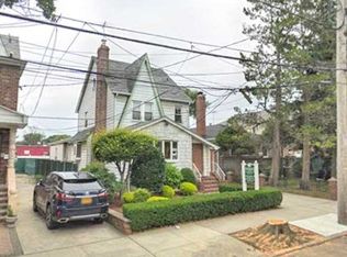 6117 220th St, Oakland Gardens, NY 11364