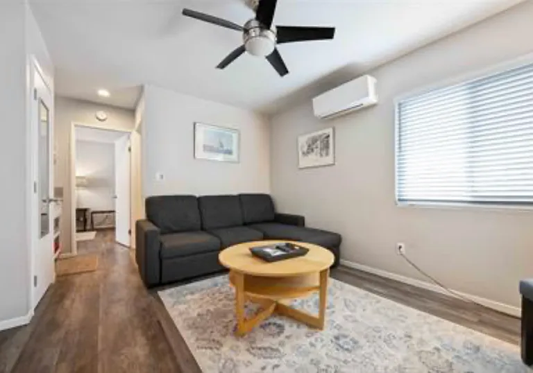 4921 Long Branch Ave — Photo 3