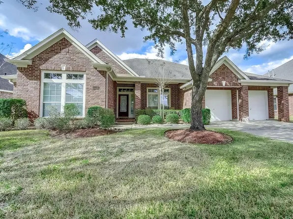 2115 Starlite Field Dr, Sugar Land, TX 77479