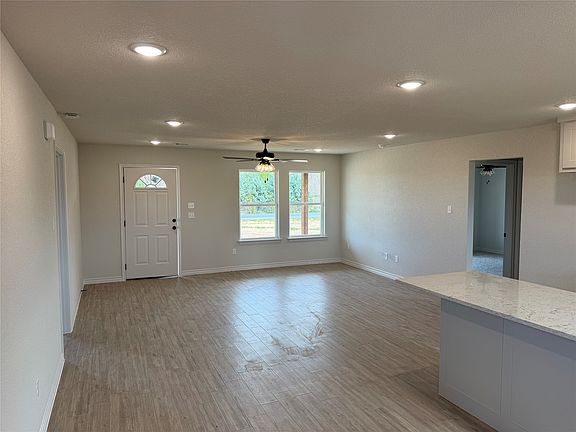 3rd image of 2998 Knob Rd