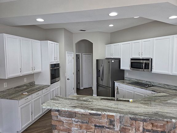 2nd image of 2516 Wood Pointe Dr