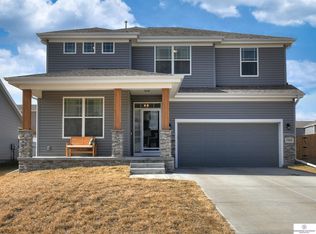 7904 S 184th Ter, Omaha, NE 68136