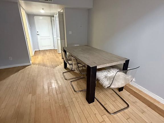 3rd image of 1043 S Grand Ave APT 7
