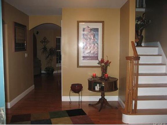 3rd image of 24 Lakeside Dr