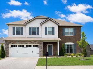 1383 Wentworth Dr, Gallatin, TN 37066
