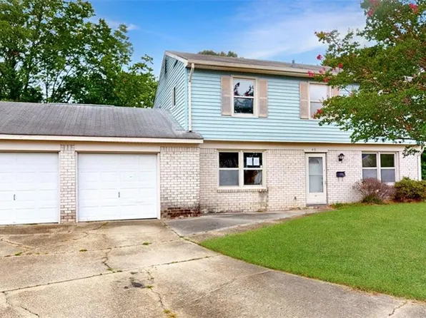 401 Maplewood Ct, Virginia Beach, VA 23452