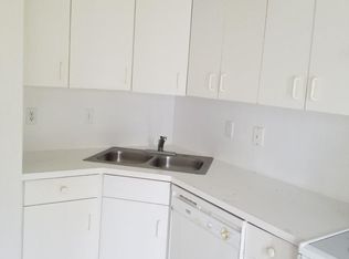 20704 SW 82nd Ave, Cutler Bay, FL 33189