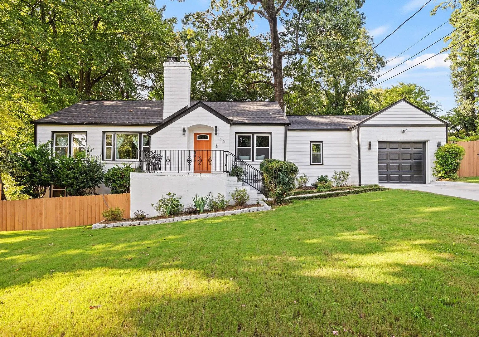 Claire Drive — Photo 2