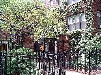 1st image of 3648 N Pine Grove Ave APT 1