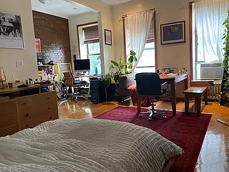 Rented by A P Realty Group NY LTD