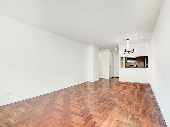 3rd image of 2373 Broadway APT 1103