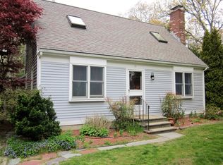 33 Rice Ave, Pocasset, MA 02559