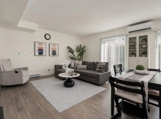 2232 Douglas Rd #103, Burnaby, BC V5C0G9