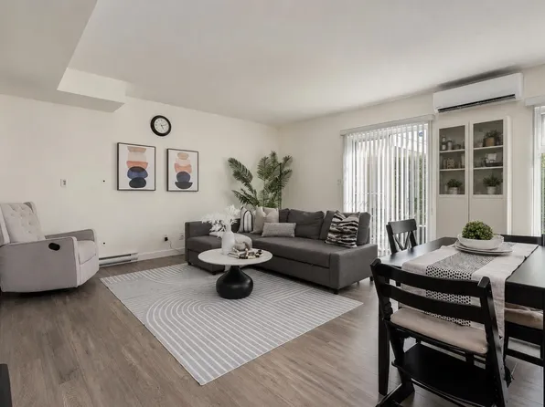 2232 Douglas Rd #103, Burnaby, BC V5C 0G9
