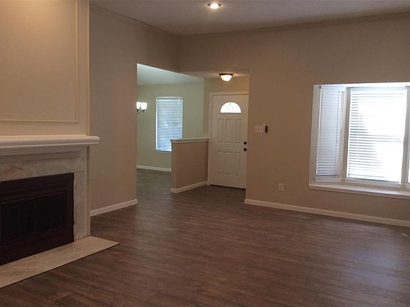 5th image of 2902 Palisades Dr
