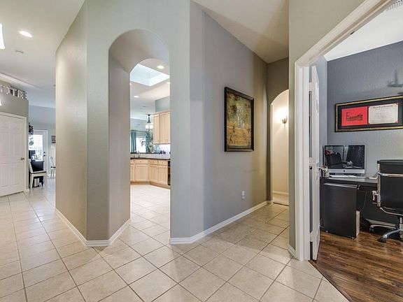 5th image of 1776 Bentley Dr